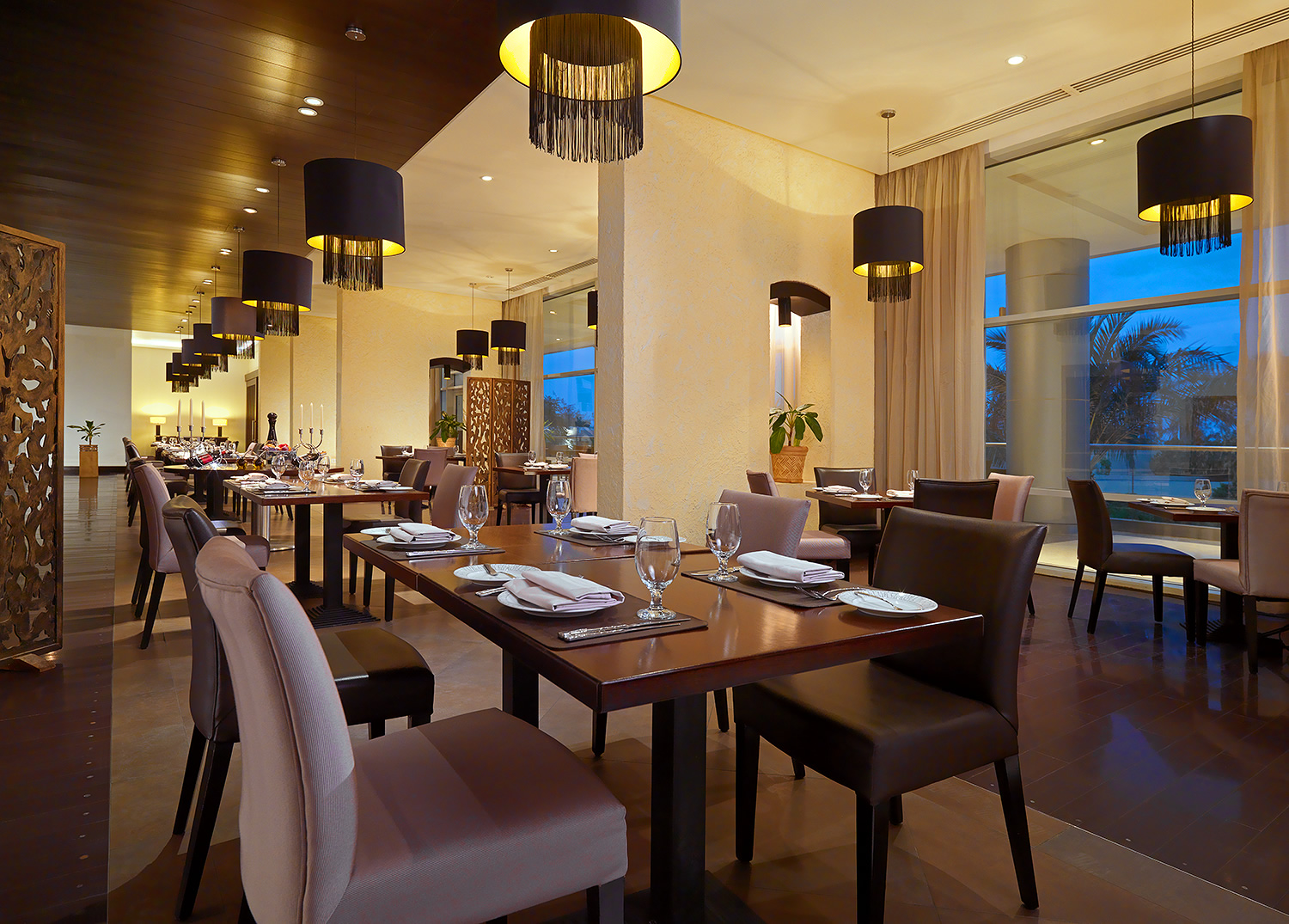 mezzeh_restaurant_prev