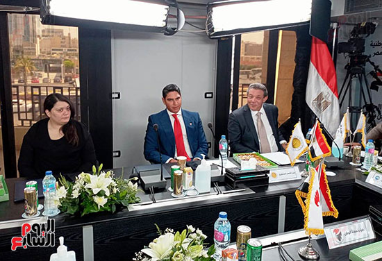 11 parties form national alliance to run in senate elections 