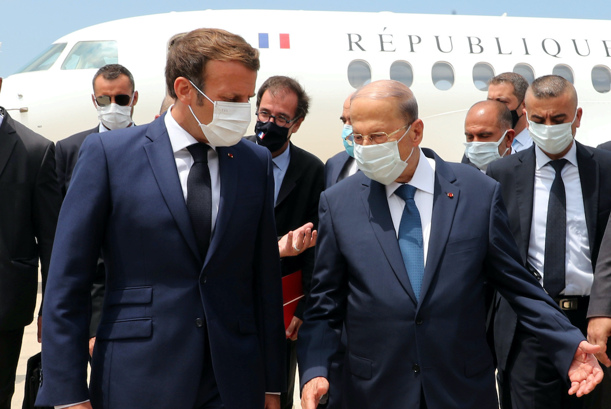 2020-08-06T110233Z_1425298601_RC2A8I952IAA_RTRMADP_3_LEBANON-SECURITY-BLAST-MACRON