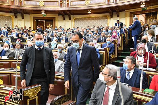 95900-الحكومة-امام-البرلمان-(34)