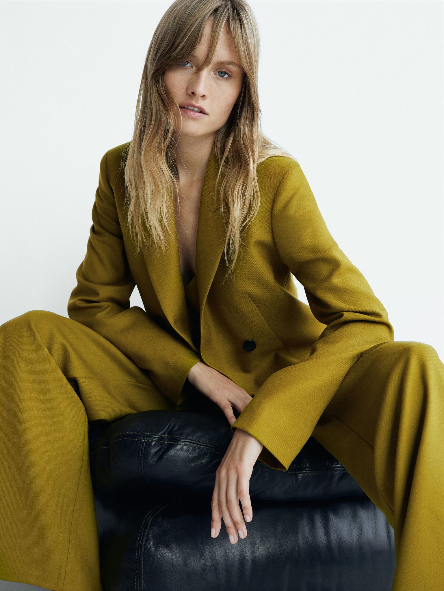 Massimo Dutti Suit (2)