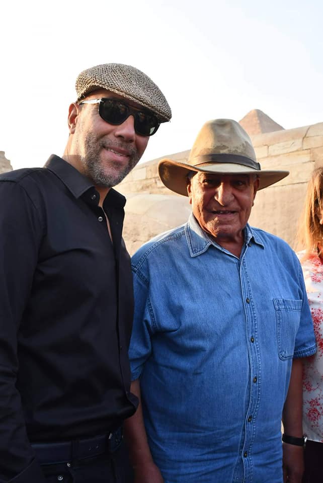 Hawass with the international stars - ET
