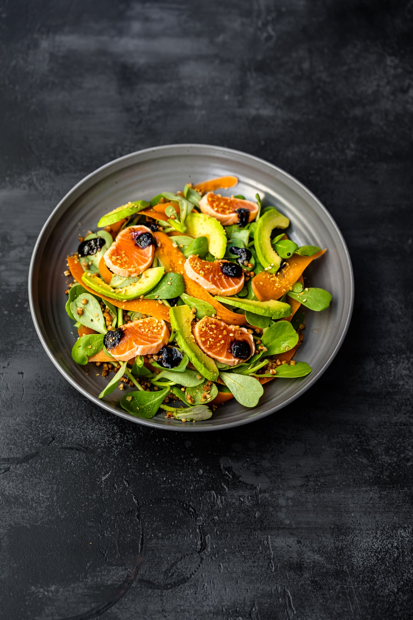 seared salmon salad