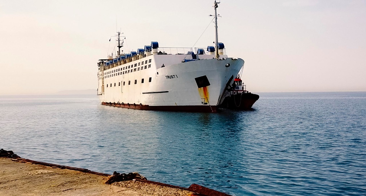 ship 2