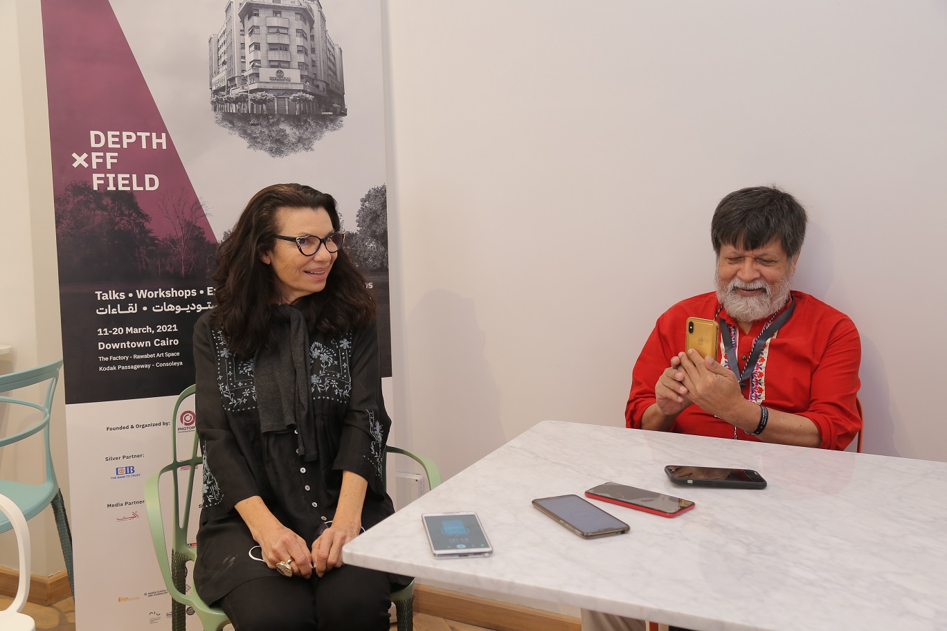 Renowned U.S. photographer Maggie Steber and prominent Bangladeshi photojournalist Shahidul Alam - Photo courtesy of the U.S. embassy