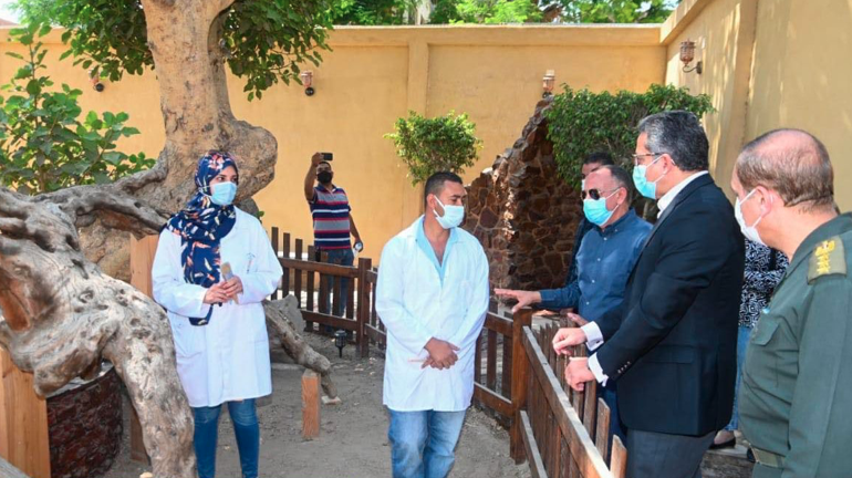 Enany accompanied by officials during the inspection tour - Min. of Tourism & Antiquities