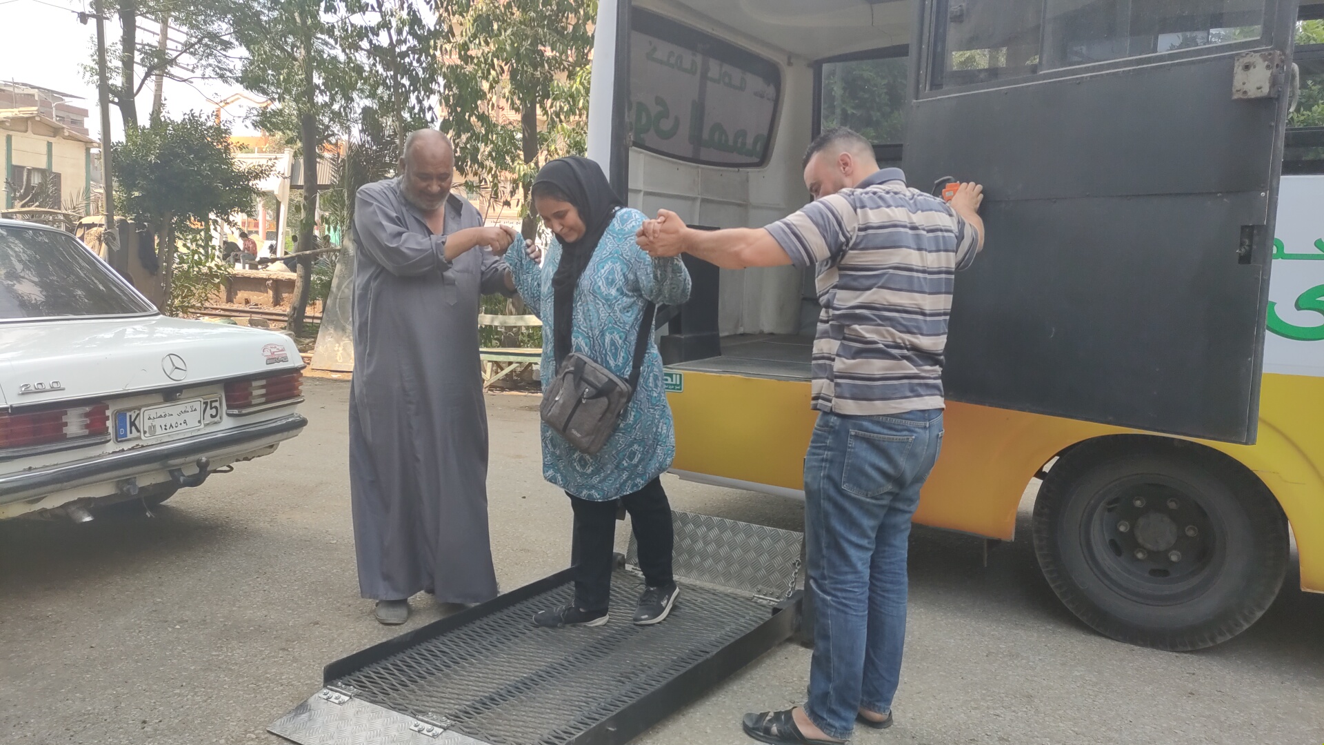 703315-باص-(4)