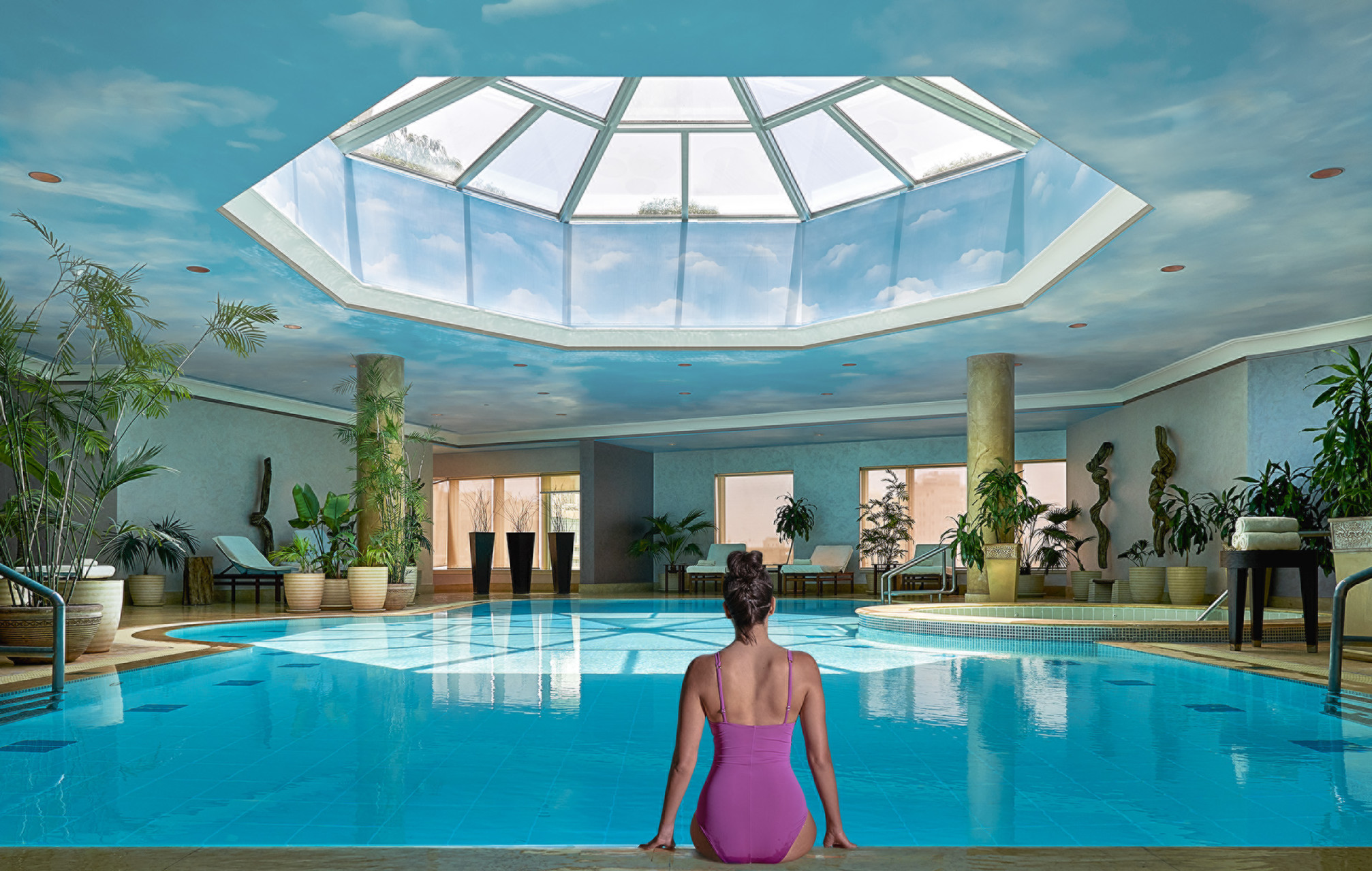 Spa indoor pool