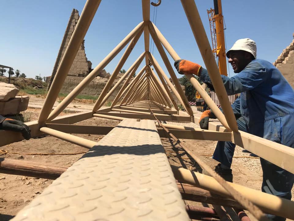 During works of removing the crane - Min. of Tourism & Antiquities