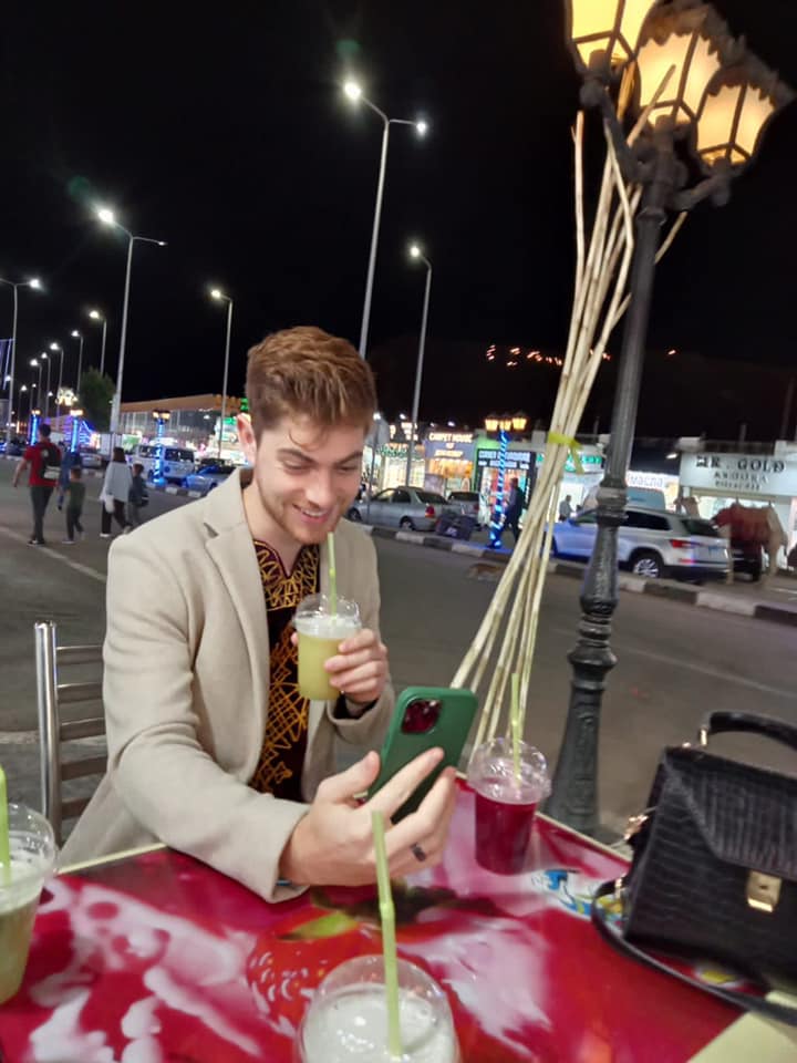 American blogger during his visit to Sharm El-Sheikh - Min. of Tourism & Antiquities