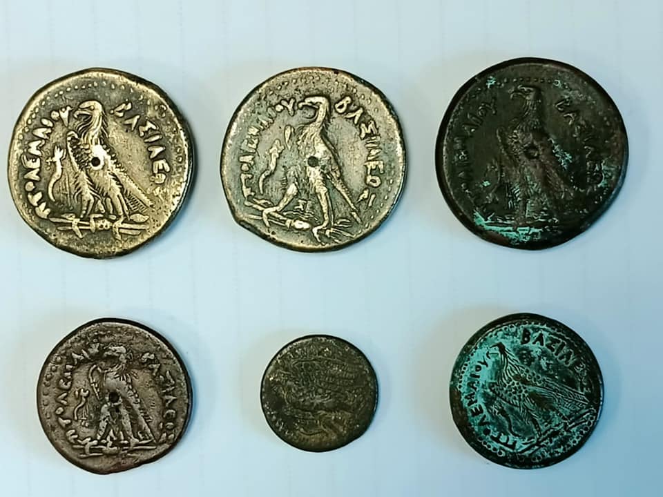 Part of the confiscated coins - Min. of Tourism & Antiquities 