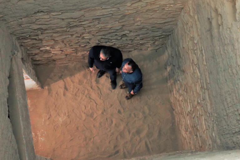 Enani and Waziri in one of the tombs - Min. of Tourism & Antiquities
