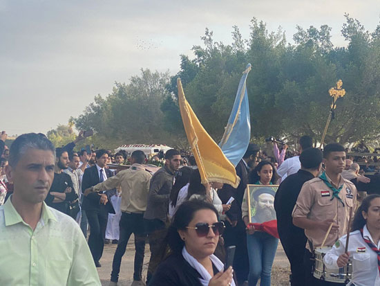 59117-وصول-جثمان-القمص-أرسانيوس-إلى-مثواه-الأخير-بدير-مارمينا-(9)