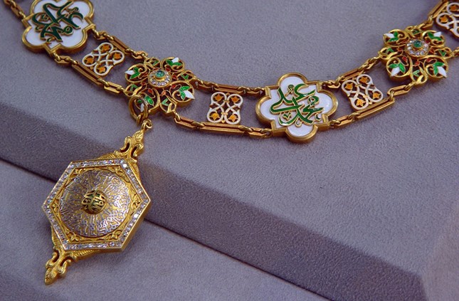 Mohamad Ali Pasha Necklace - social media