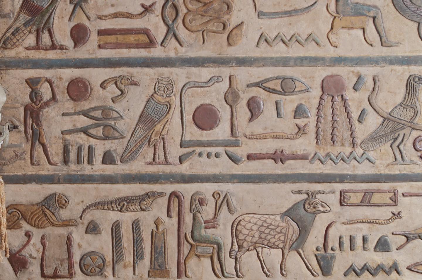 The beautiful inscriptions in Esna Temple 4
