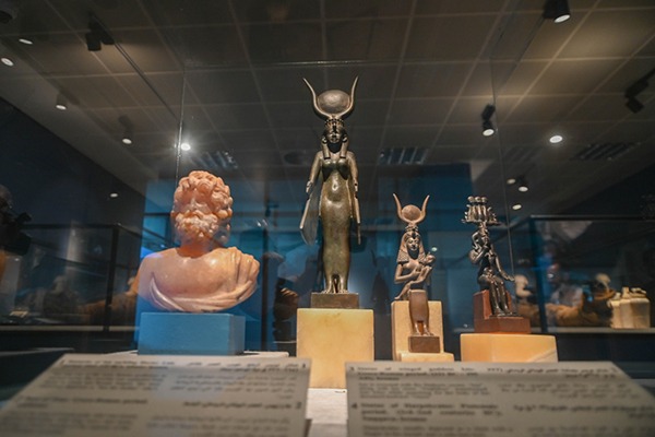 Cairo Airport Museum - Min. of Tourism & Antiquities