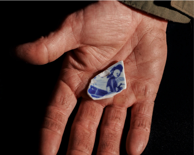 Bits of Chinese porcelain from the Kangxi period (1661-1722) that washes ashore near Manzanita are likely remnants of the galleon’s cargo - National Geographic