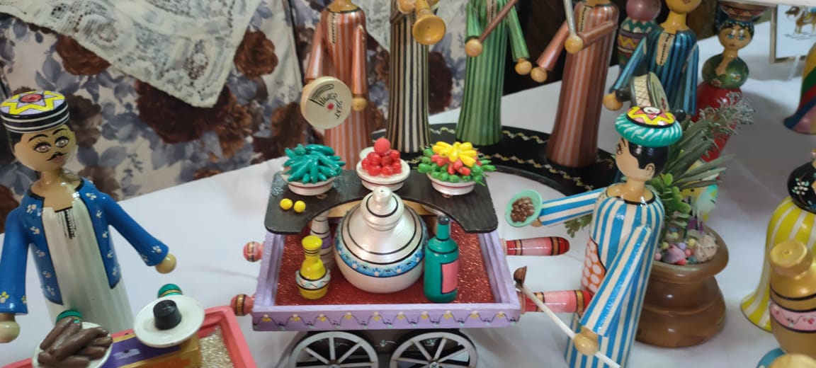 96674-صناعة-العرائس-الخشبية-حرفة-انفردت-بها-الشرقية-(3)