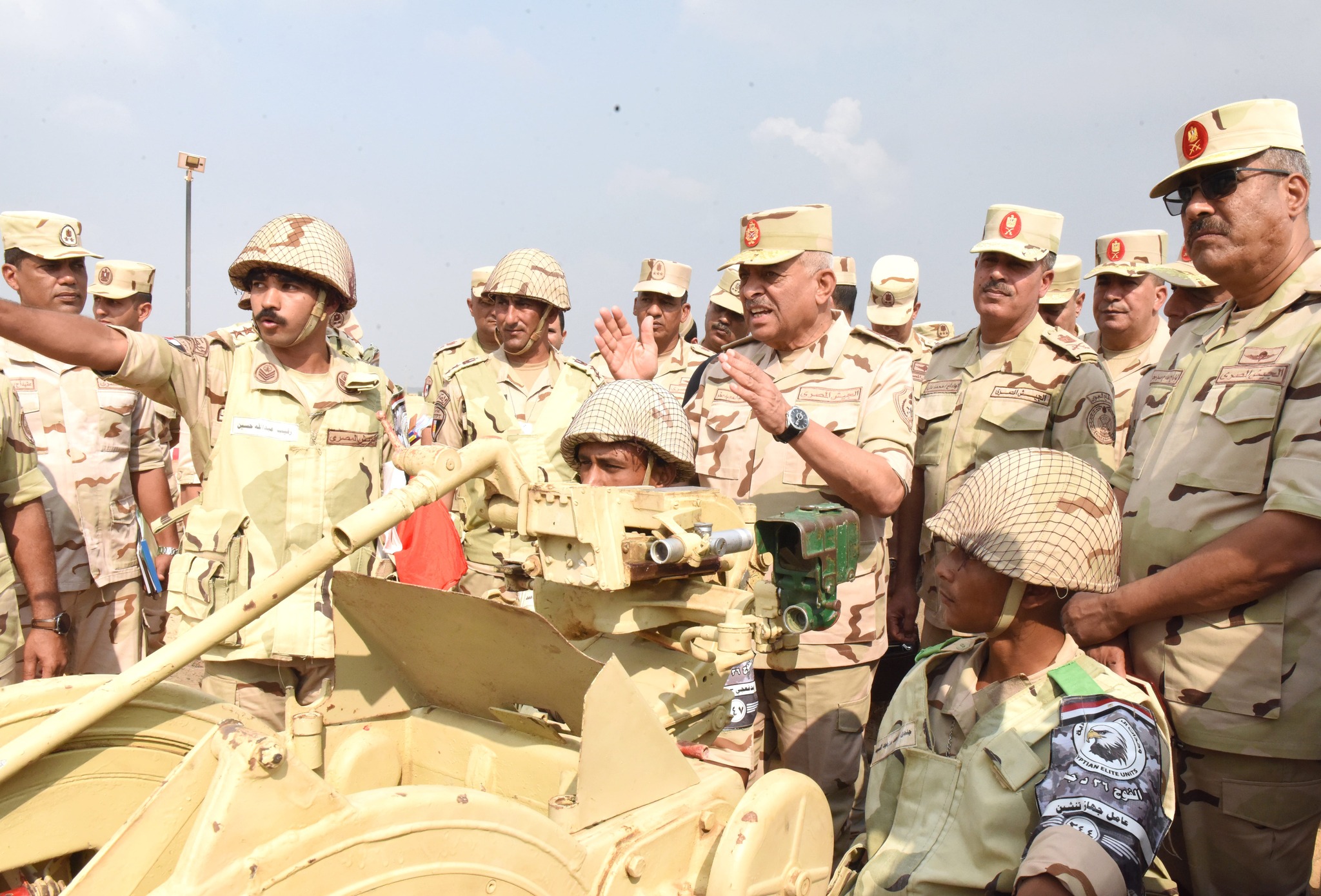 Egypt’s Defense Minister Abdel Meguid Saqr visits one of the formations of the Second Field Army – Army spox 6 Egypt’s Defense Minister Abdel Meguid Saqr visits one of the formations of the Second Field Army – Army spox 6