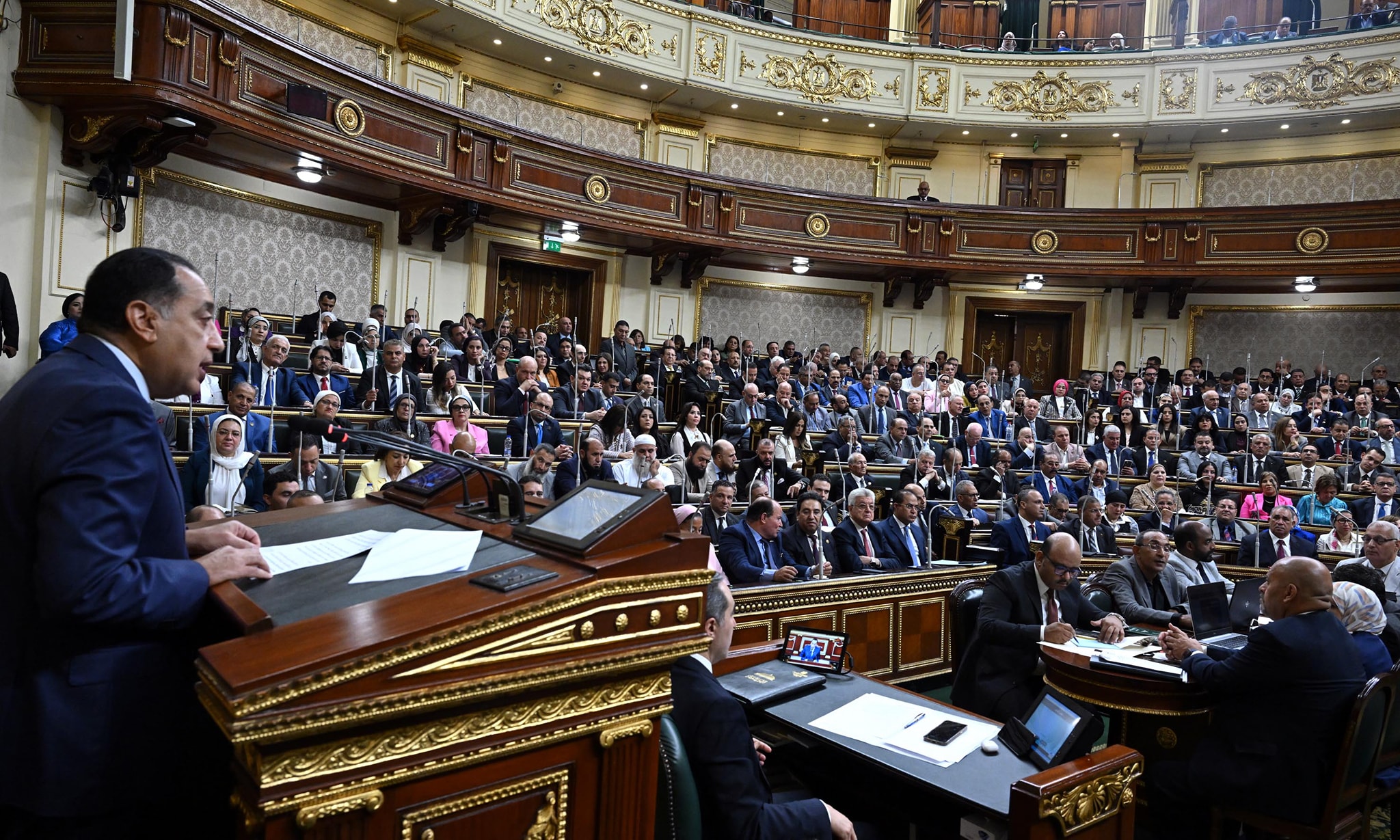 PM addresses the parliament on the Criminal Procedures Law 4