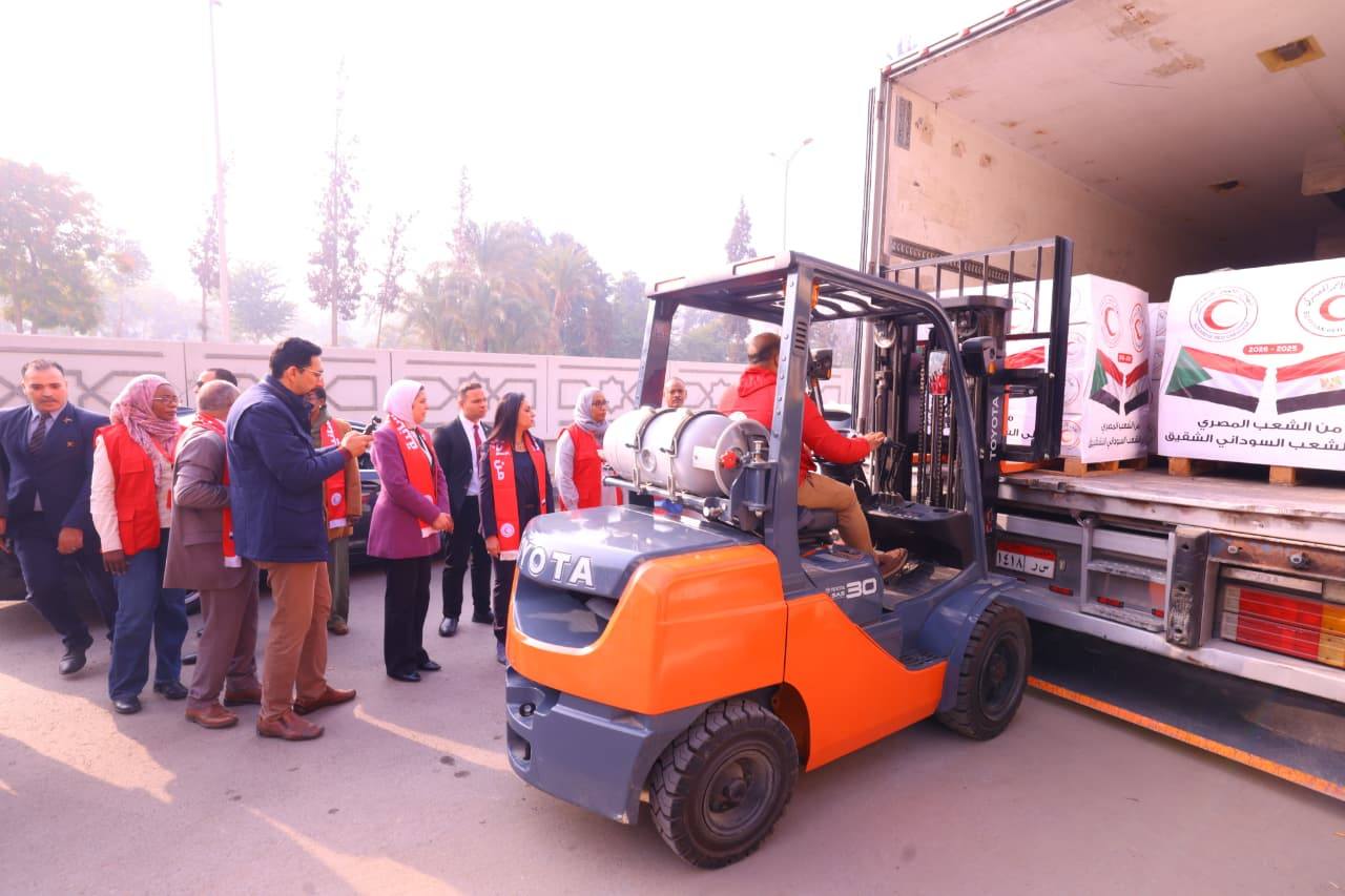 Egypt sends first overland aid convoy to Sudan since war 2