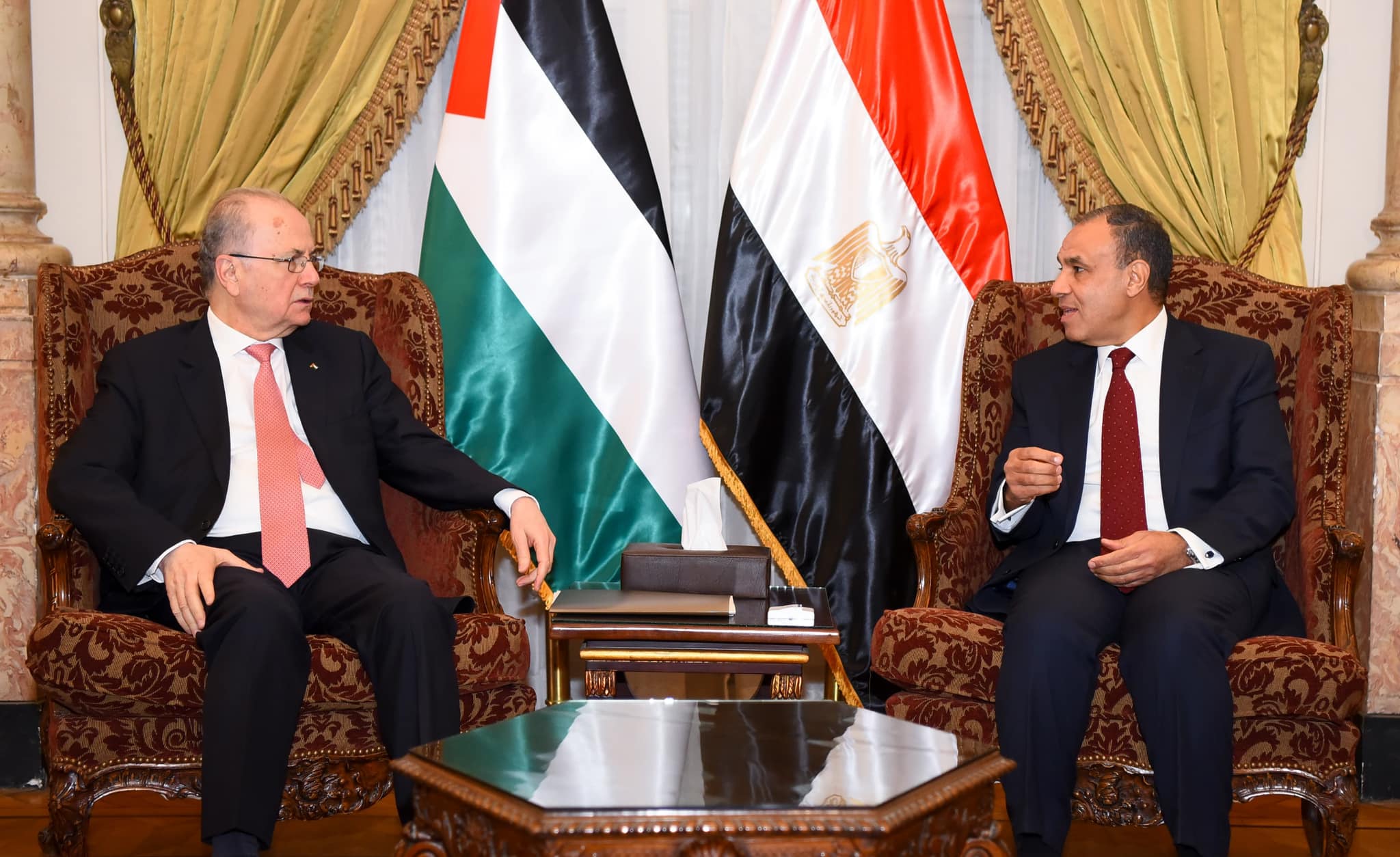 Egypt and Palestine foreign ministers meet in Cairo