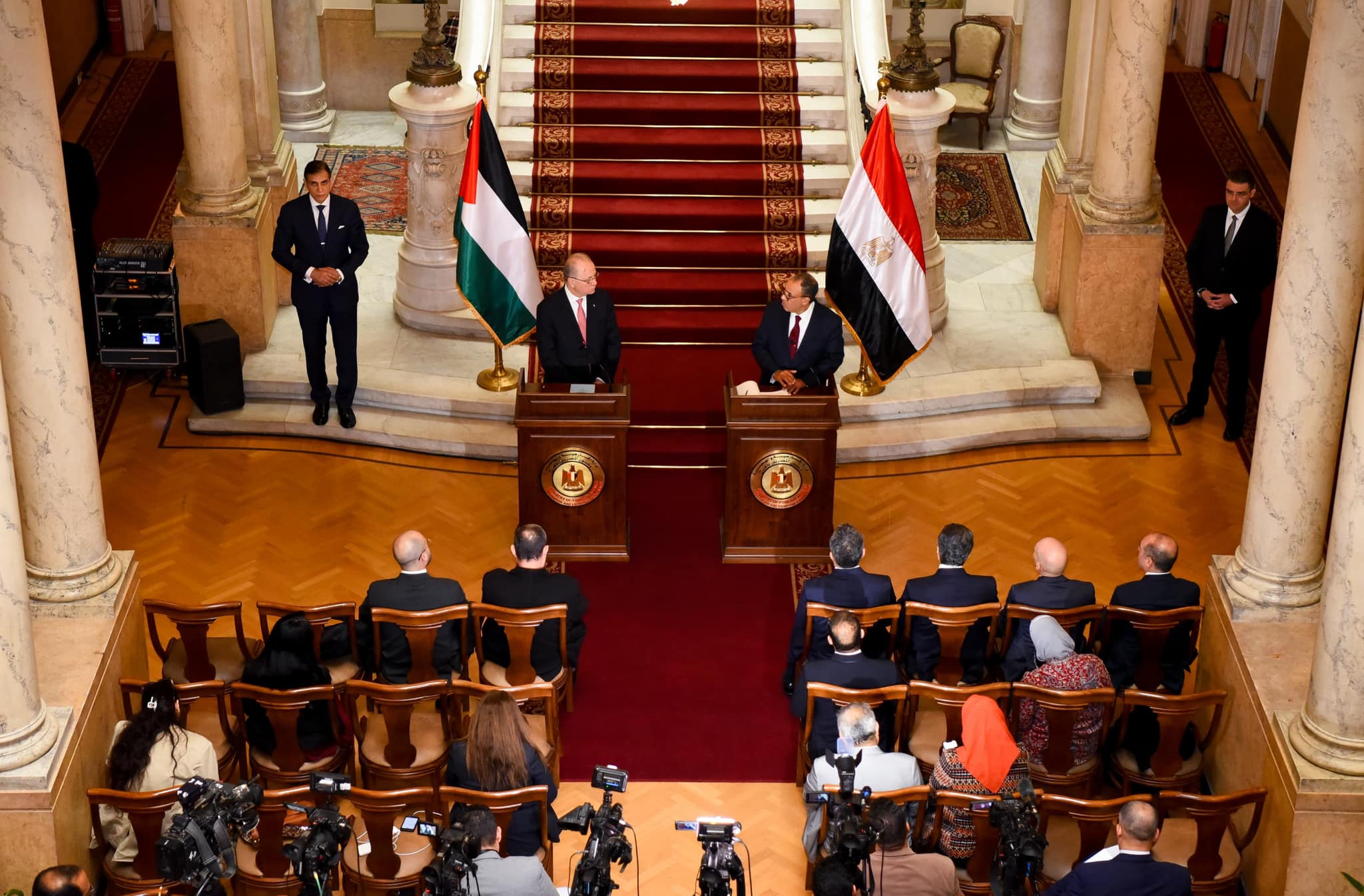 Egypt and Palestine FMs meet in Cairo