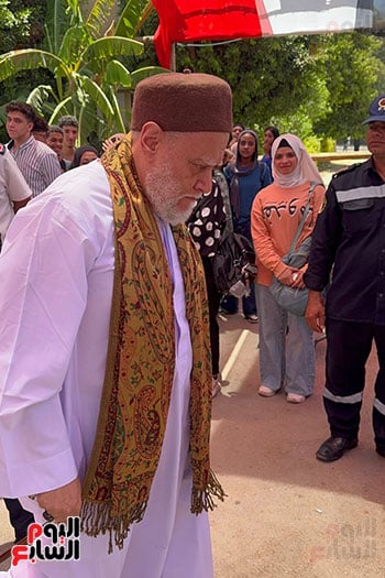 65469-وصول-الشيخ-على-جمعة-للجنته-الانتخابية-بأكتوبر