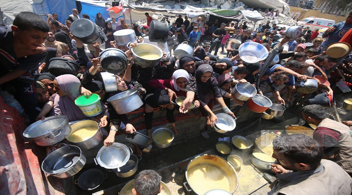 A charitable kitchen in Gaza WAFA