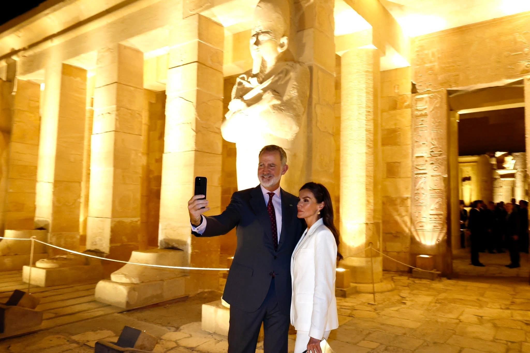 King Felipe and Queen Letizia at Hatshepsut Temple 2