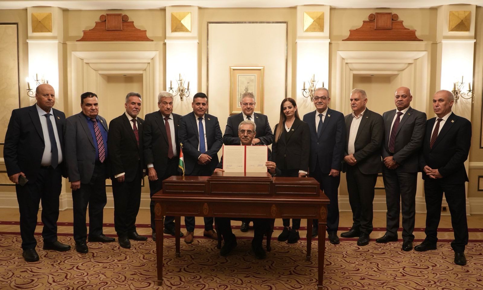 Palestinian technocratic committee signs mandate statement in Cairo 2