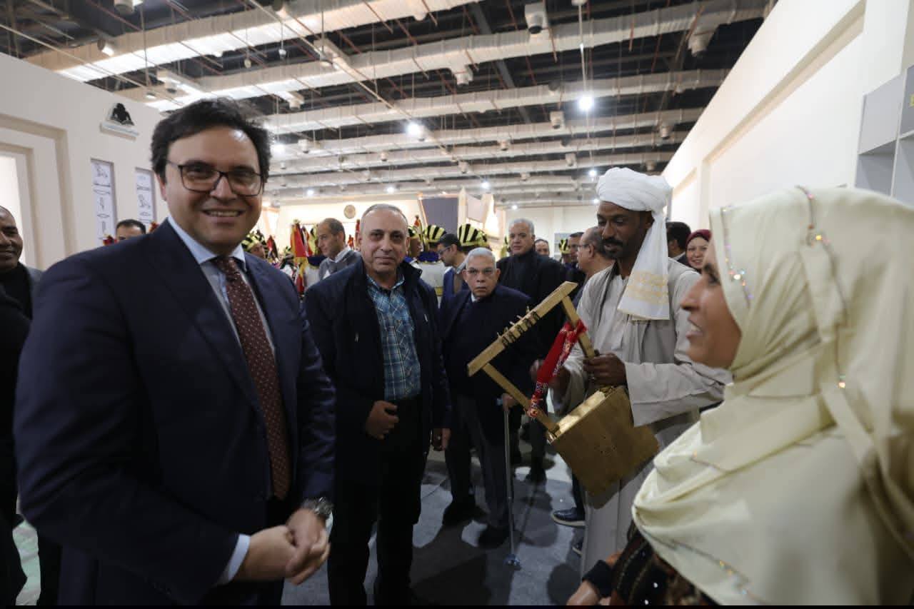 Culture Minister inspects book fair ahead of inauguration