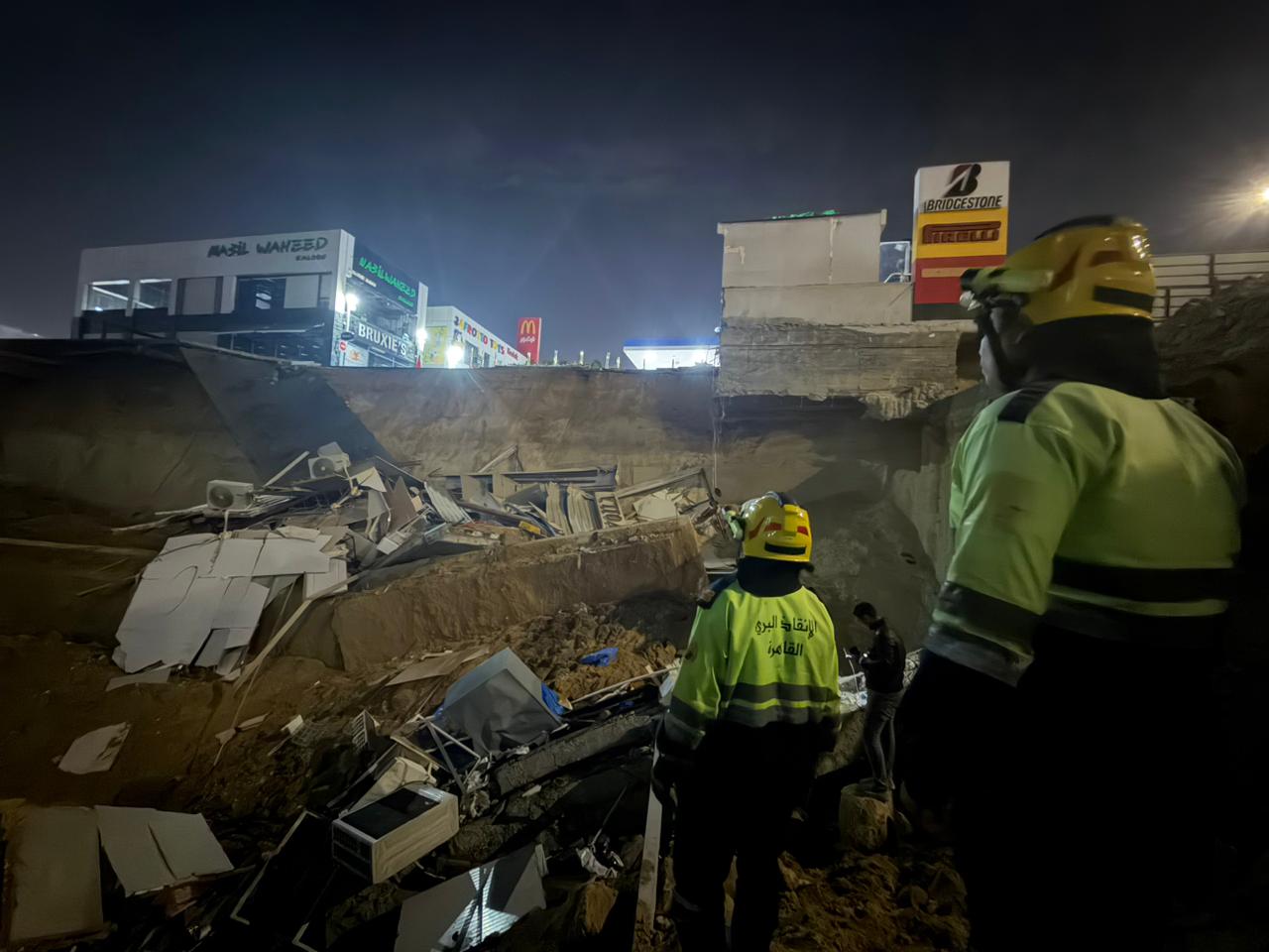 Ground collapse in New Cairo fuel station 2