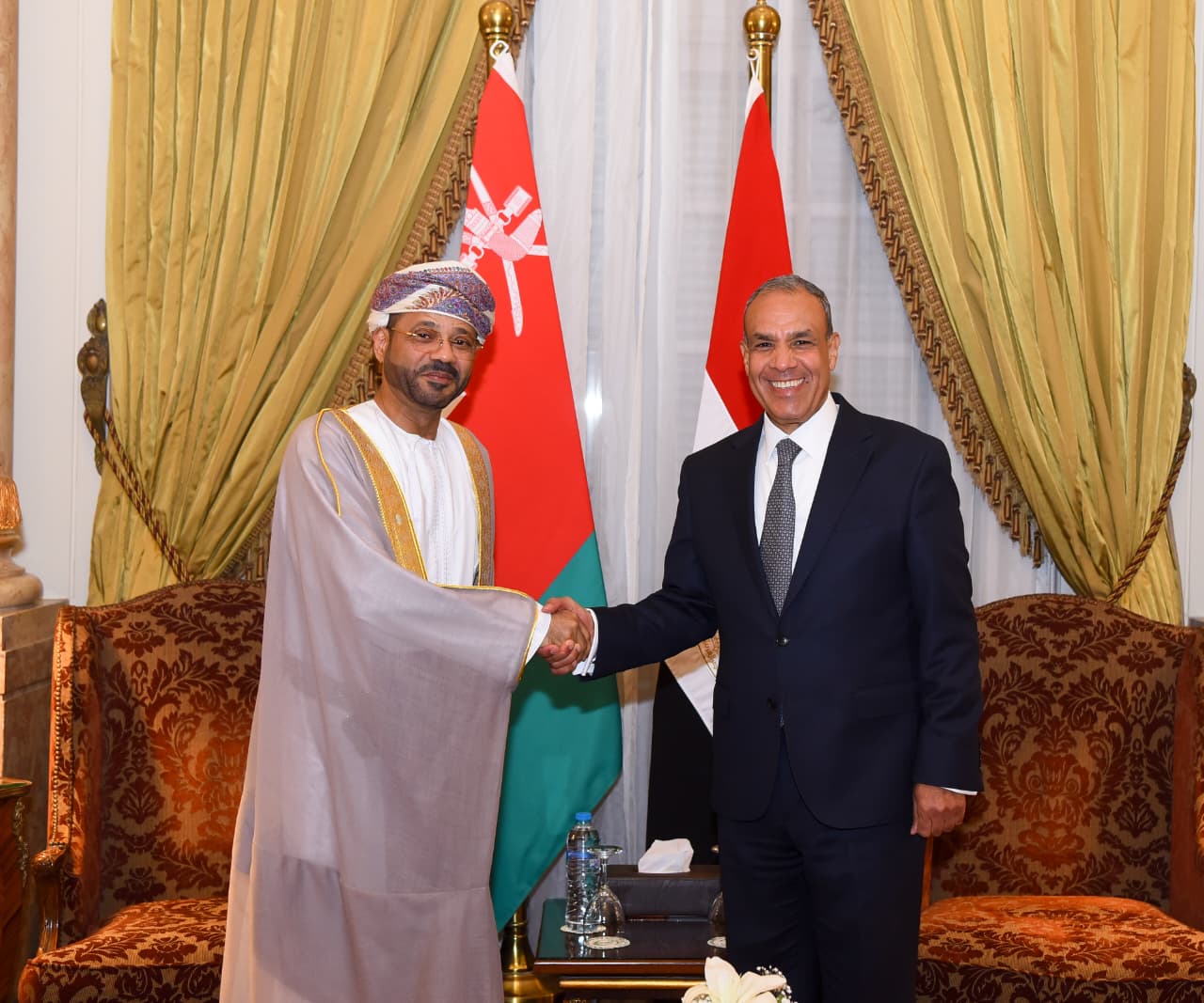 Egypt and Oman foreign ministers meet in Cairo
