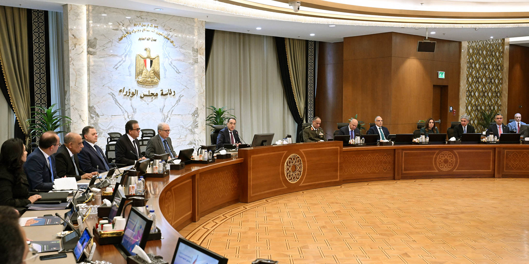 Madbouly chairs Cabinet meeting