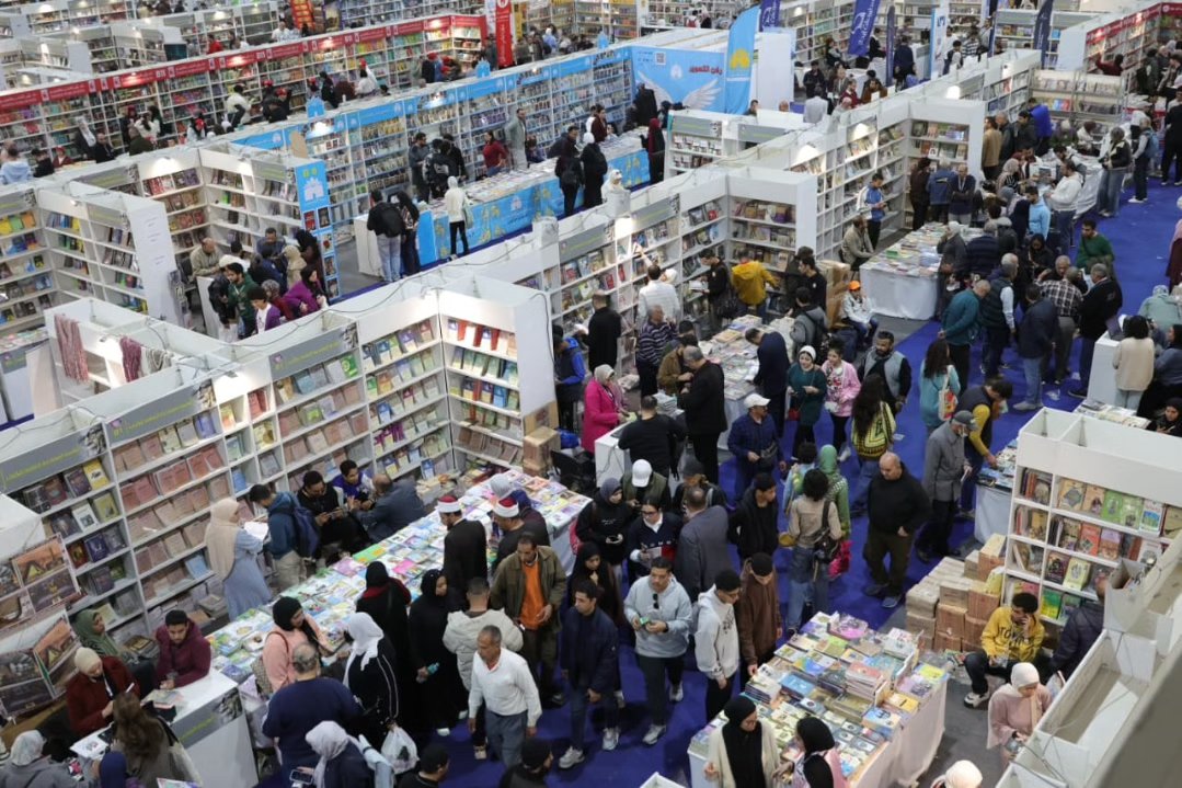 Cairo book fair closes 1