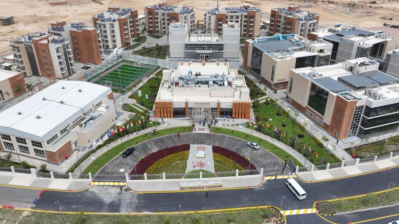 Students and facilities at Senghor University