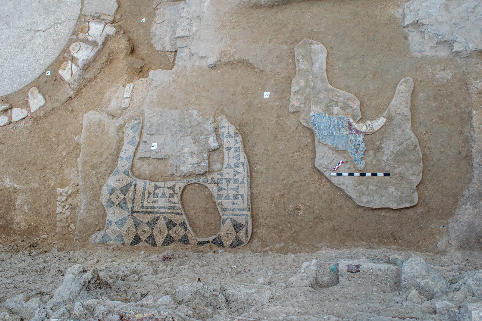 Roman villa and ancient bath unearthed in new Alexandria excavation 4