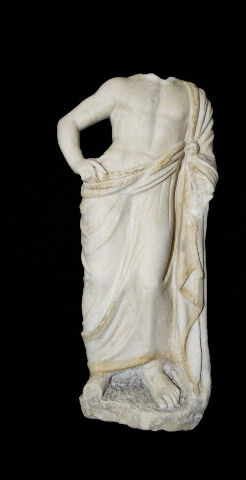 Roman villa and ancient bath unearthed in new Alexandria excavation 8