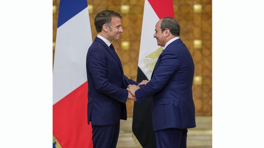 President El-Sisi and French President Emmanuel Macron at Al-Ittihadiya Palace