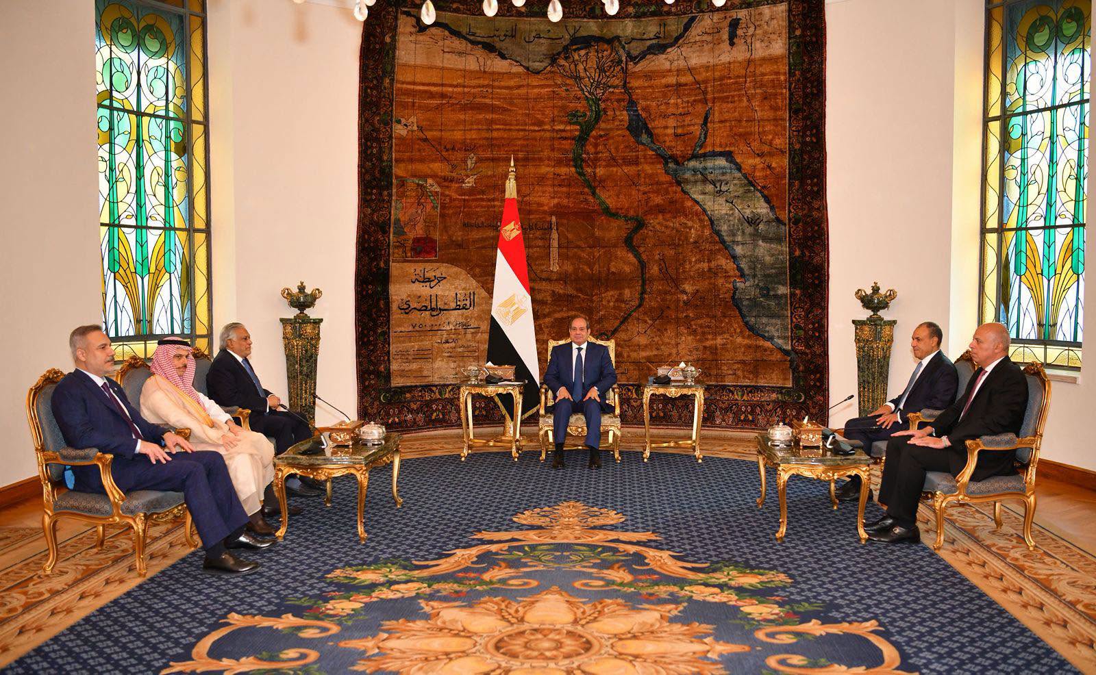 President Sisi receives the foreign ministers of Egypt Pakistan Turkiye and Saudi Arabia