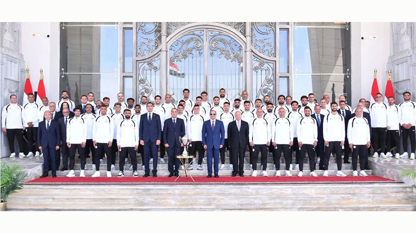 El Sisi honors Egyptian national football team