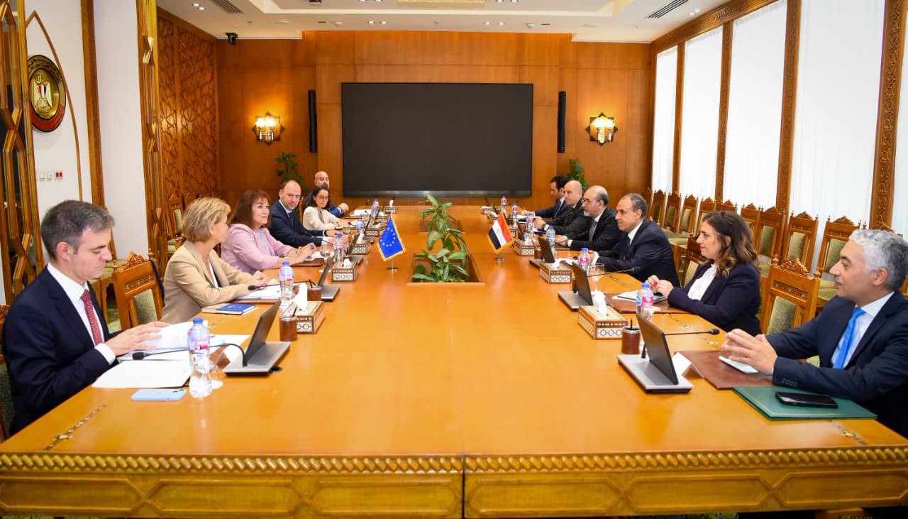 FM meets European Commissioner for the Mediterranean