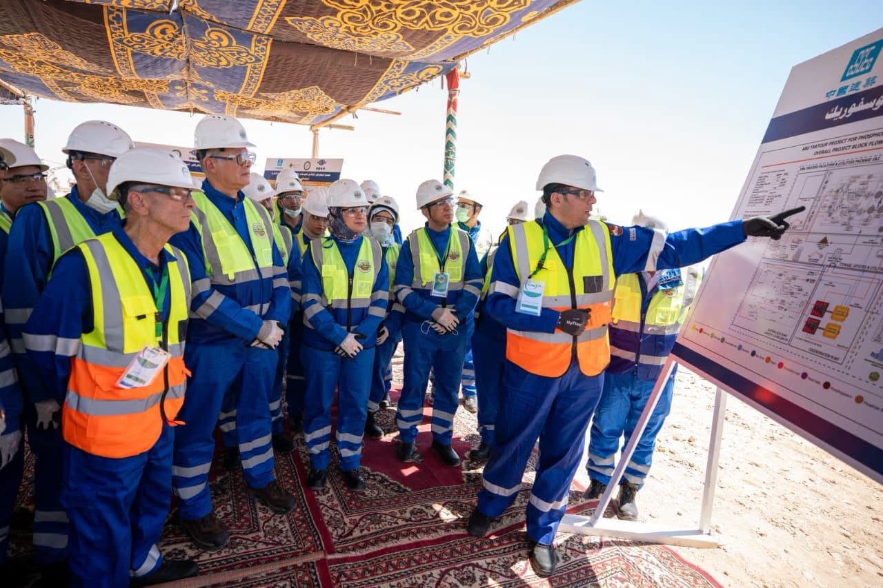 Egypt breaks ground on $658M phosphoric acid complex in New Valley 2