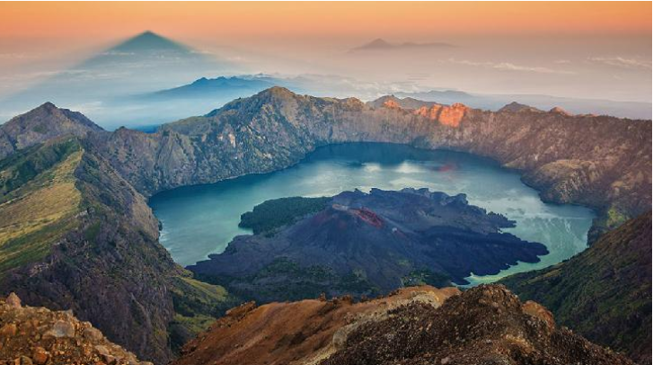 Mount Rinjani - Source en.tempo.co website