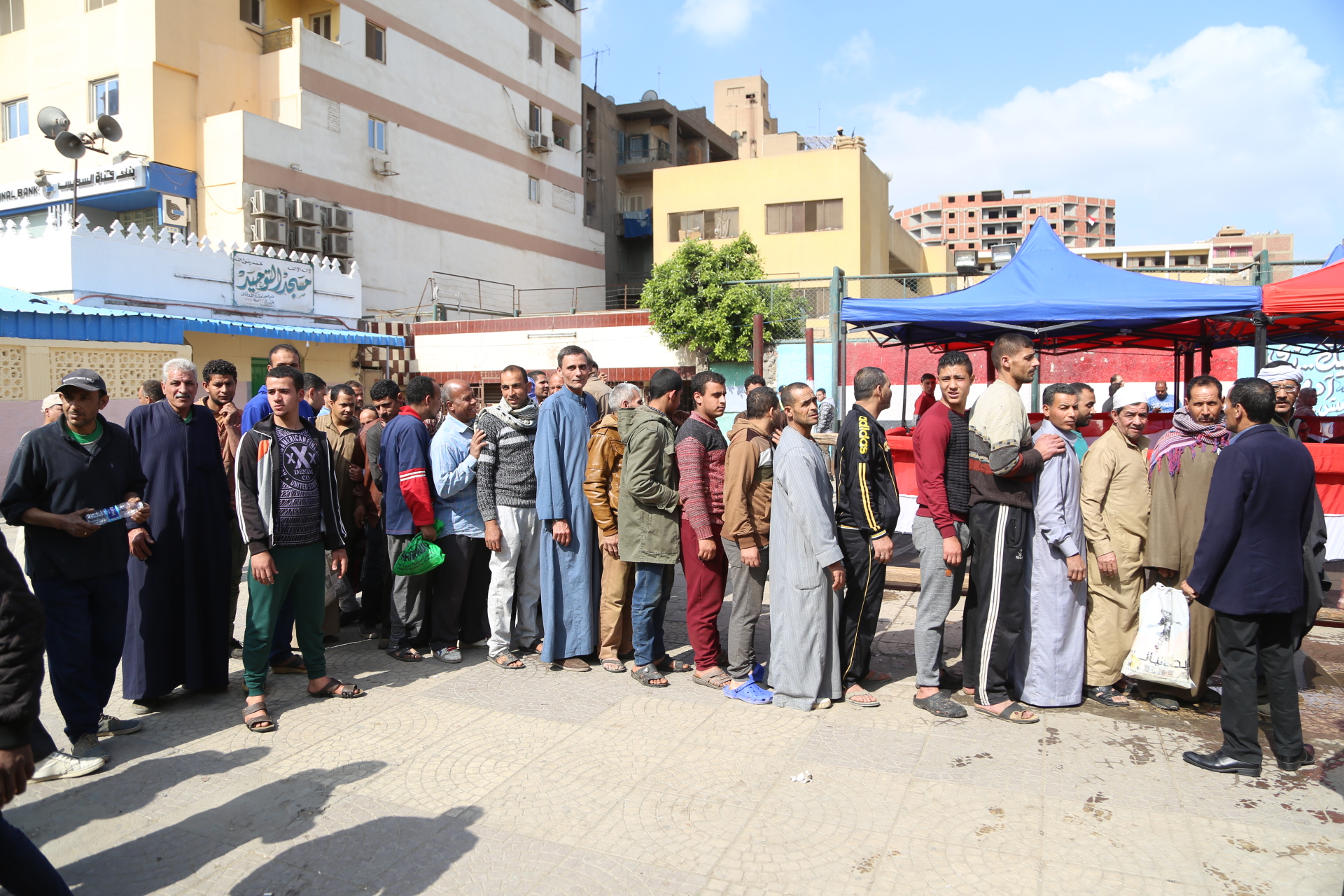 كريم عبد العزيز (4)