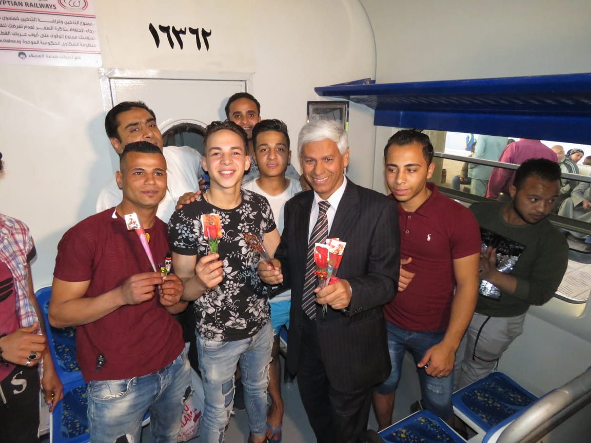 121354-قطار-المفاجآت-(4)