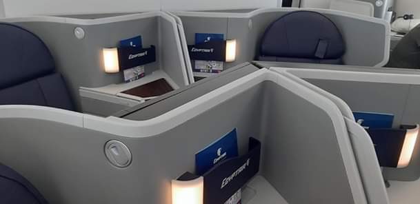25568-طائرة-الأحلام-الرابعة-من-طراز-البوينج-B787-9-Dreamliner--(2)