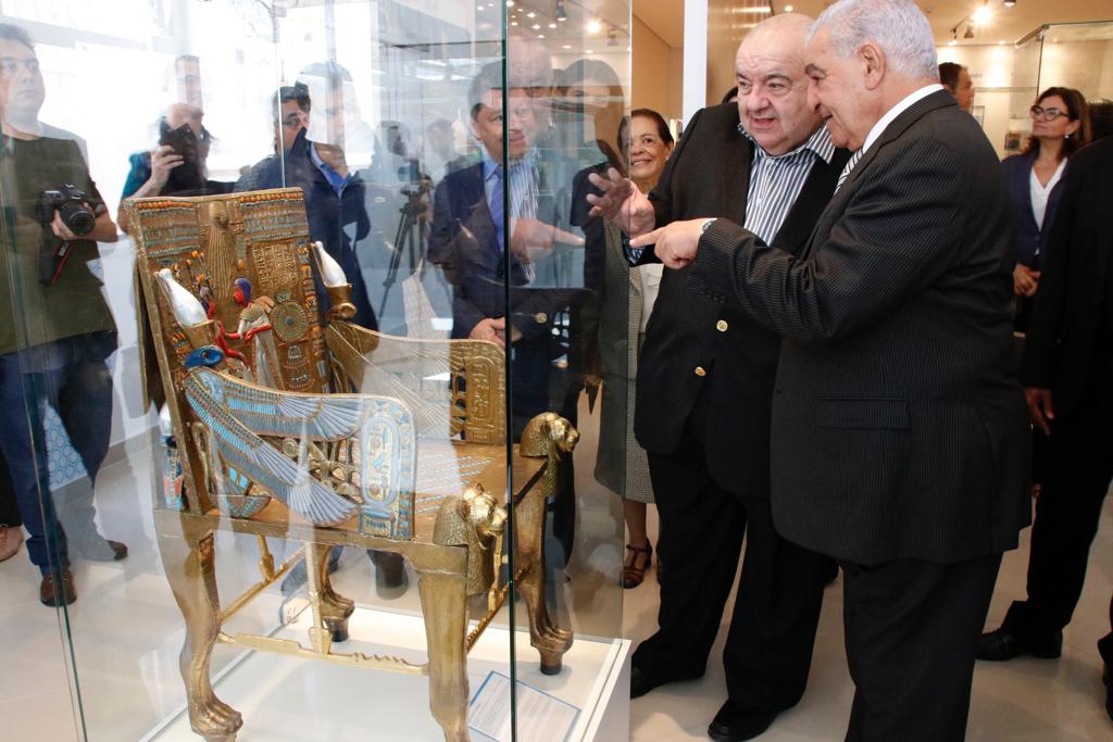 Hawass 2